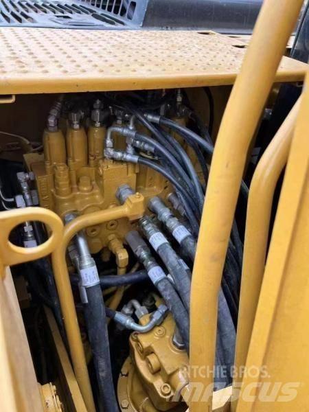 CAT 312 D 대형 굴삭기 29톤 이상