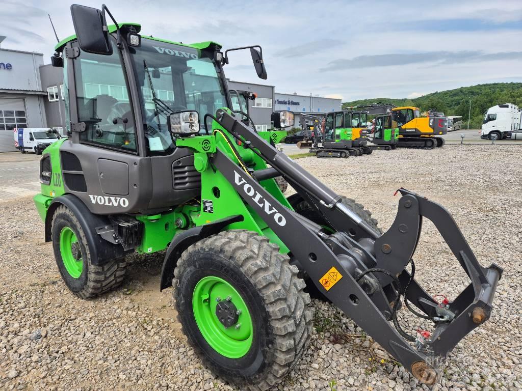 Volvo JL20H ELECTRIC 미니 로더