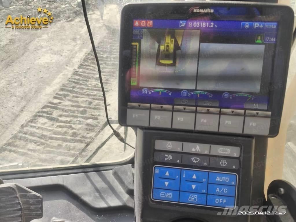 Komatsu PC 1250-11 대형 굴삭기 29톤 이상