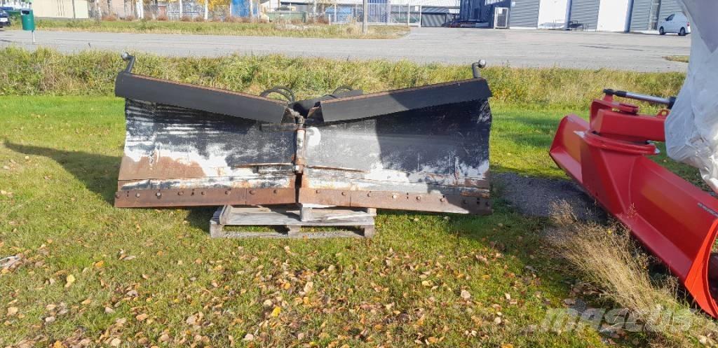 Pome 320 제설 블레이드 및 제설기