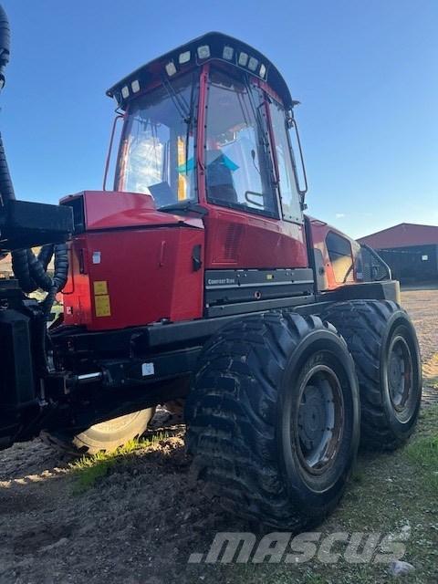 Komatsu XF895-2 원목 포워더