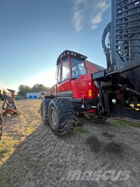 Komatsu XF895-2 원목 포워더