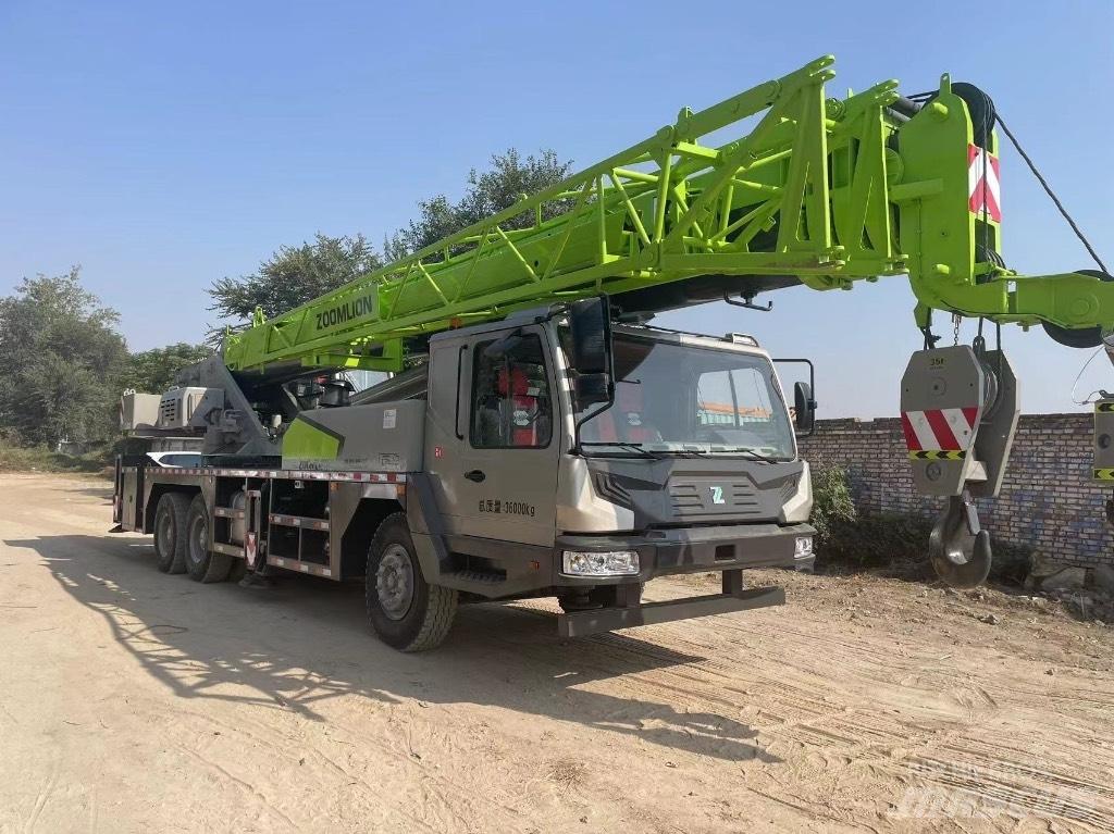 Zoomlion ZTC350H A/T 크레인