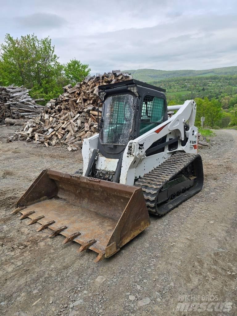 Bobcat T 770  스키드로더