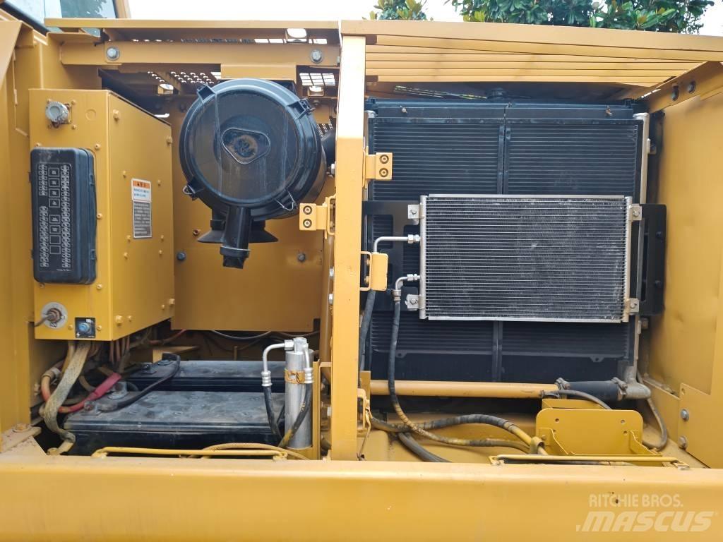 CAT 320 C L 대형 굴삭기 29톤 이상
