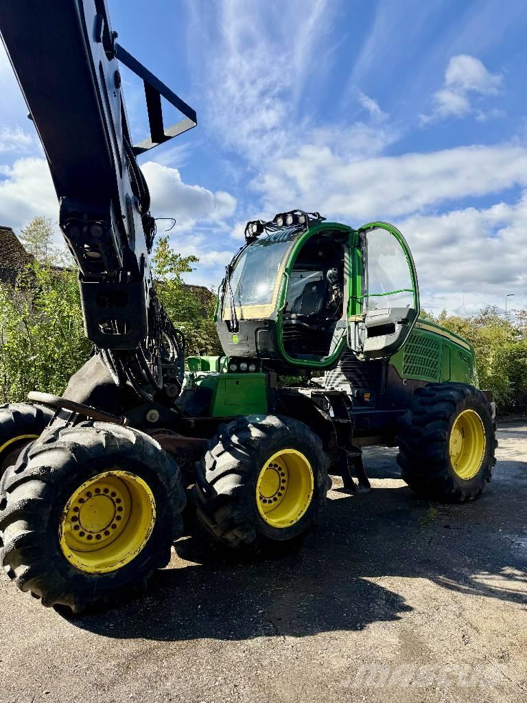 John Deere JD 1470 원목 하베스터
