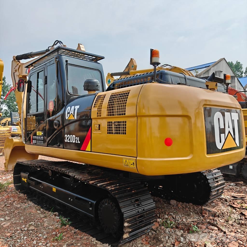 CAT 320D2L 대형 굴삭기 29톤 이상
