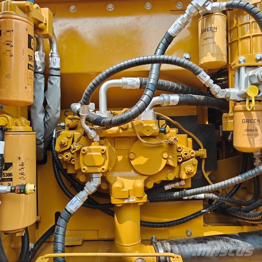CAT 320D2L 대형 굴삭기 29톤 이상