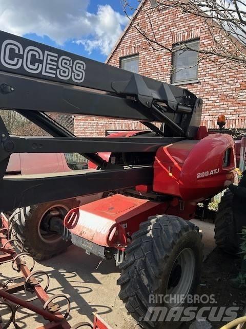 Manitou 200 ATJ 관절형 전동이동 리프트