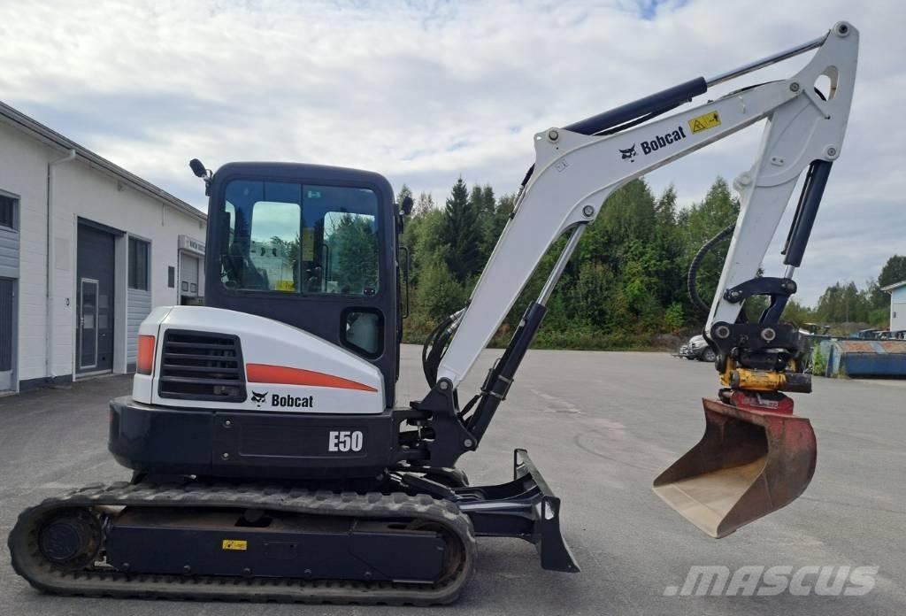 Bobcat E 50 소형 굴삭기 7톤 미만