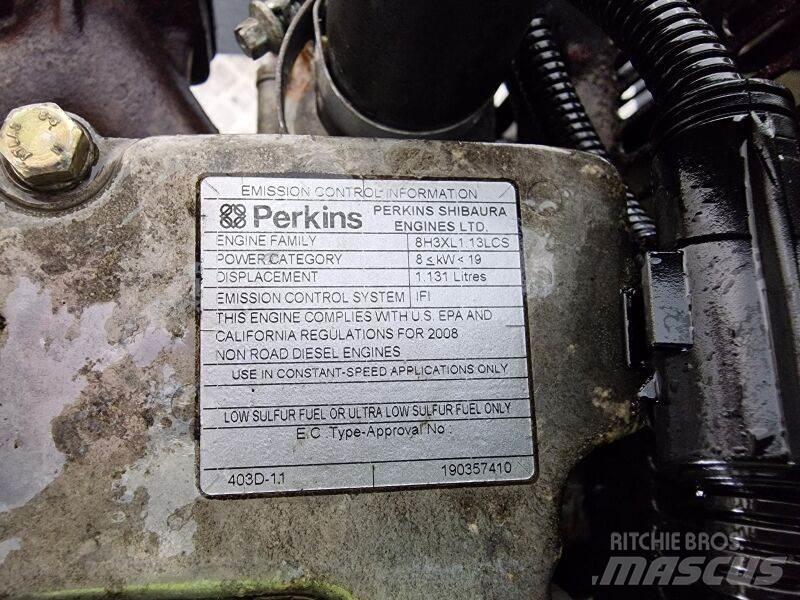 Perkins 403D-11 엔진