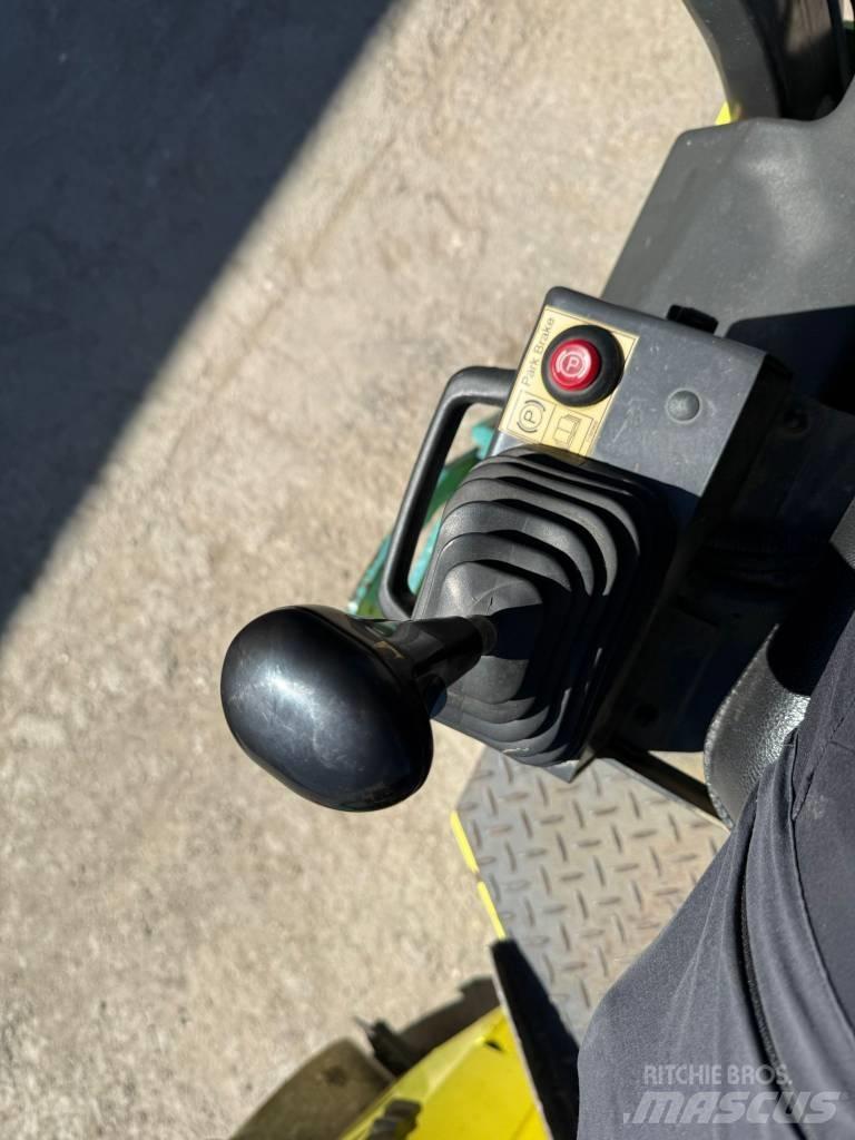 Ammann ARX 26 트윈 드럼 롤러