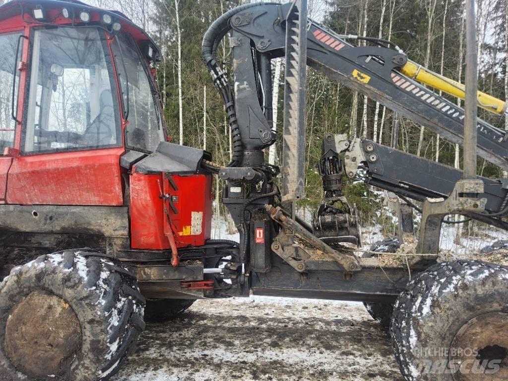 Komatsu 835 원목 포워더