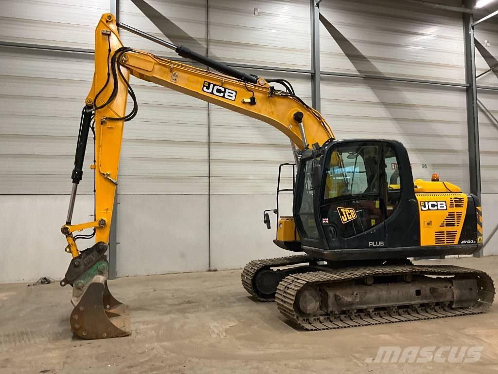 JCB JS 130 LC 대형 굴삭기 29톤 이상