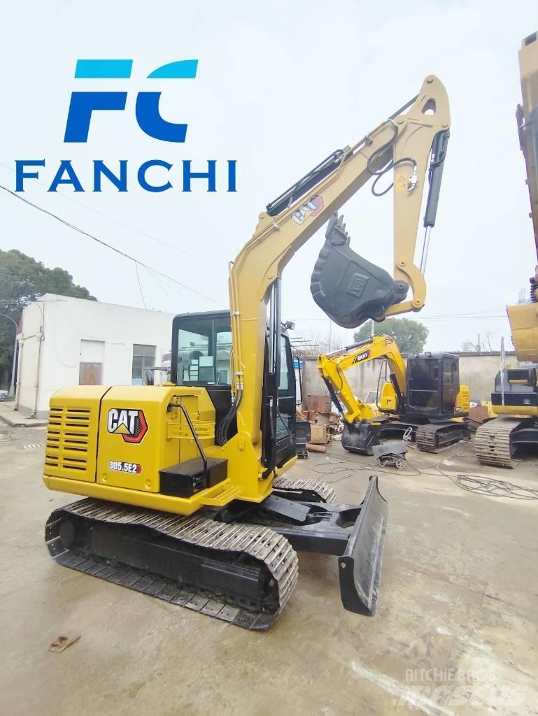 CAT 305.5 E CR 소형 굴삭기 7톤 미만
