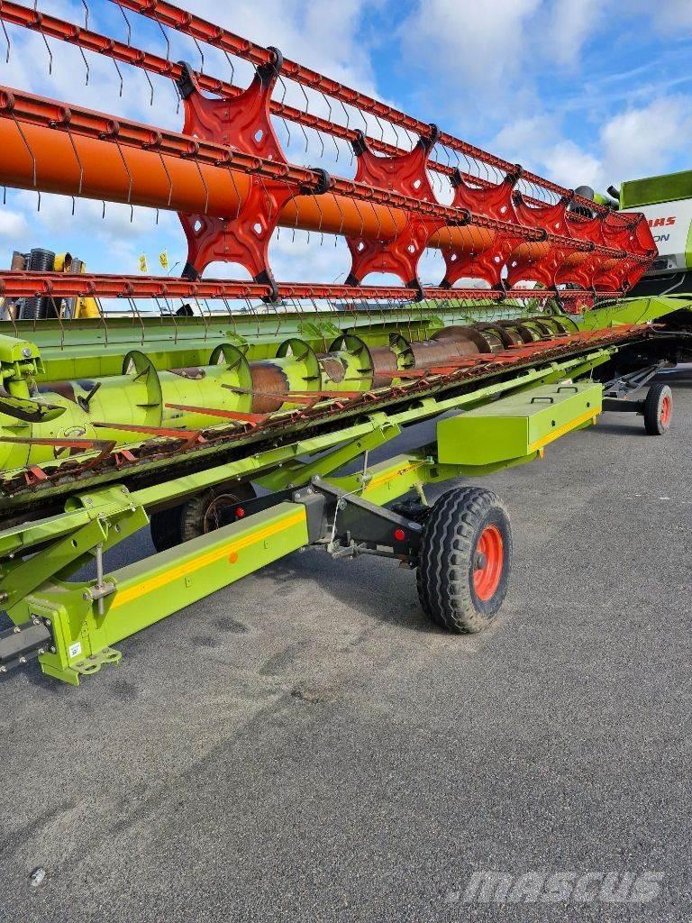 CLAAS Lexion 670 콤바인 수확기