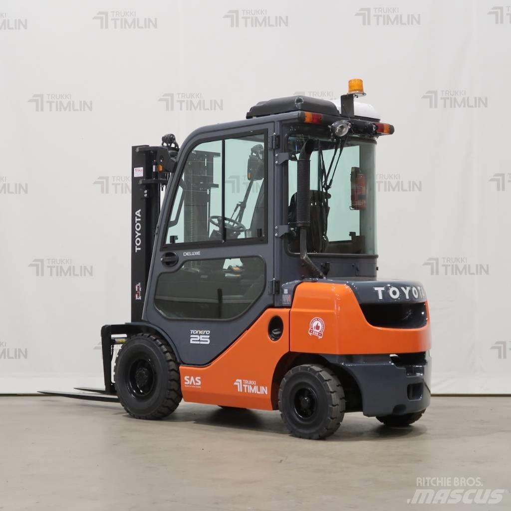 Toyota 52-8FDF25 디젤 지게차