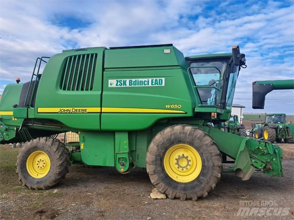 John Deere W650 콤바인 수확기