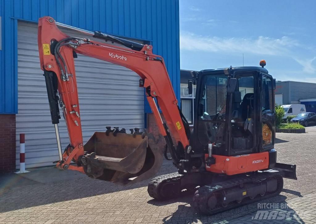 Kubota KX 037-4 소형 굴삭기 7톤 미만