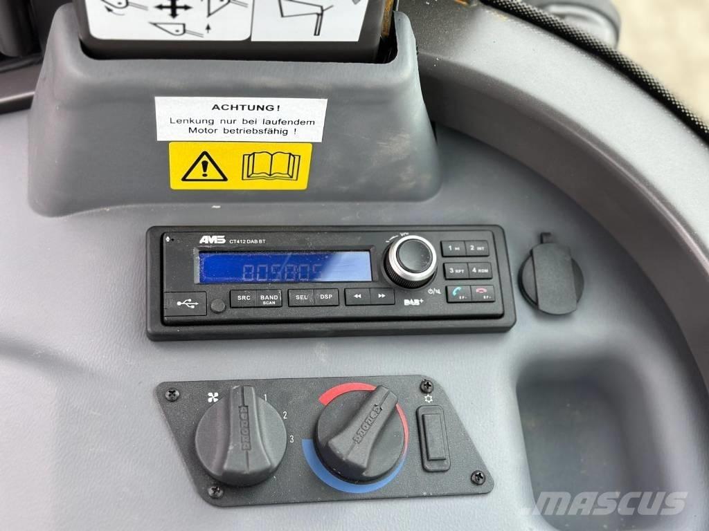 Mecalac AX 700  휠로우더