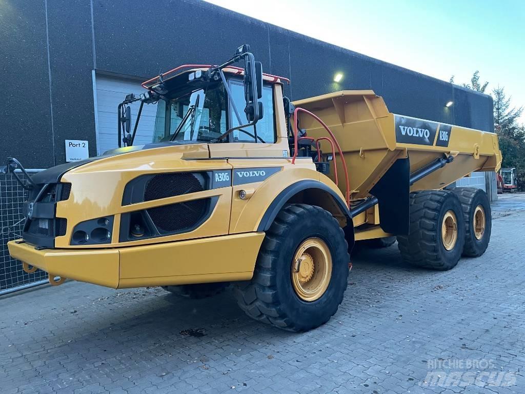 Volvo A30G 연결식 홀러