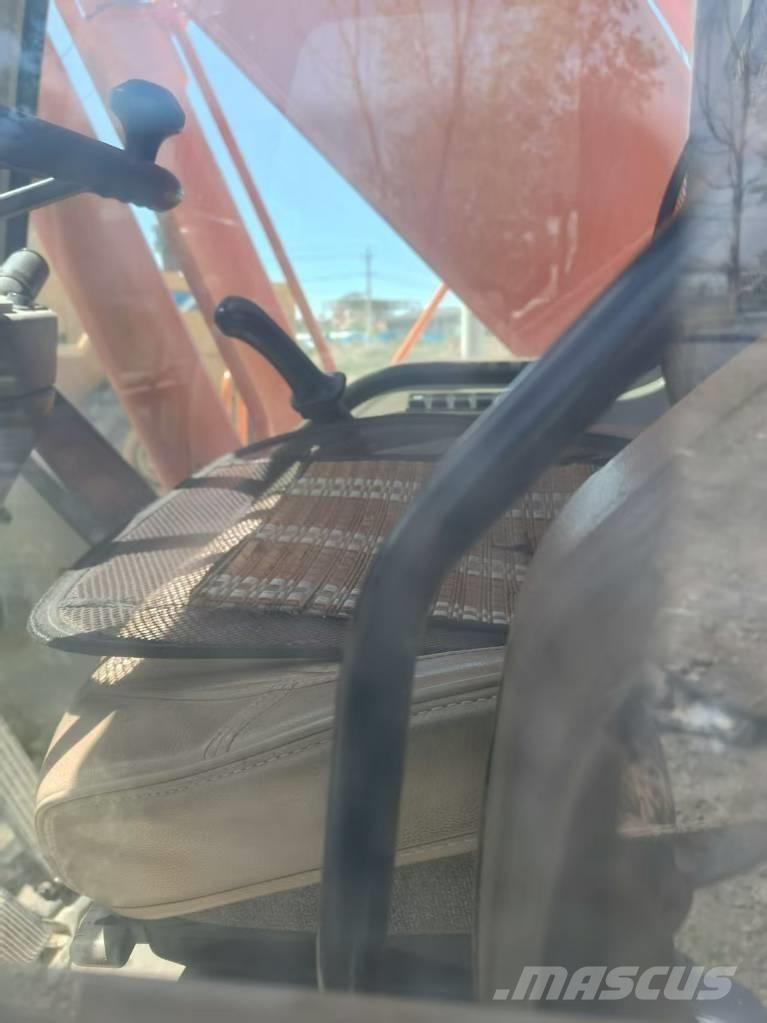 Doosan DH210W-7  휠 굴삭기