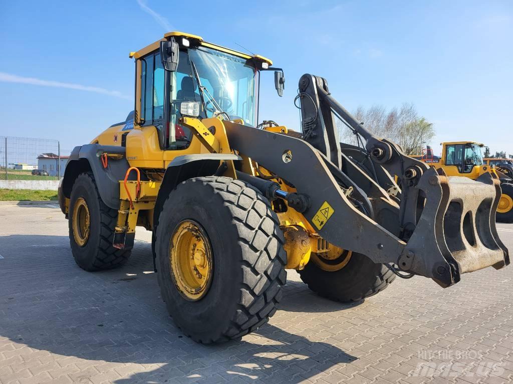 Volvo L 120 H  휠로우더