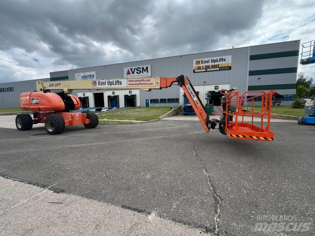 JLG 860 SJ 견인식 전동이동 리프트