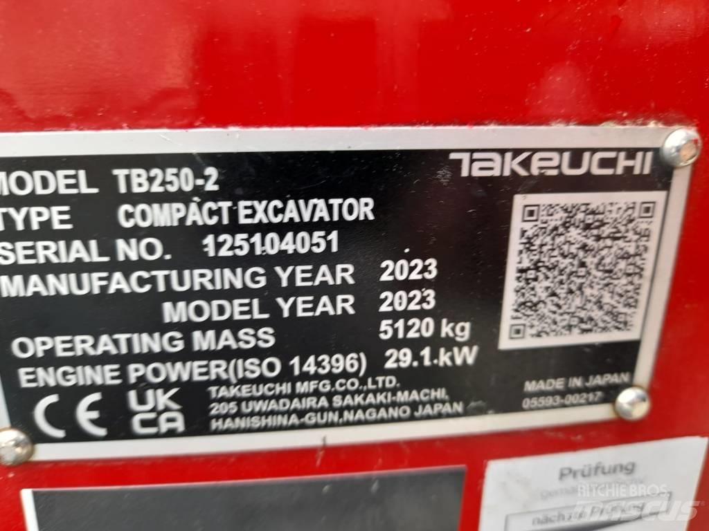 Takeuchi TB 250-2 소형 굴삭기 7톤 미만
