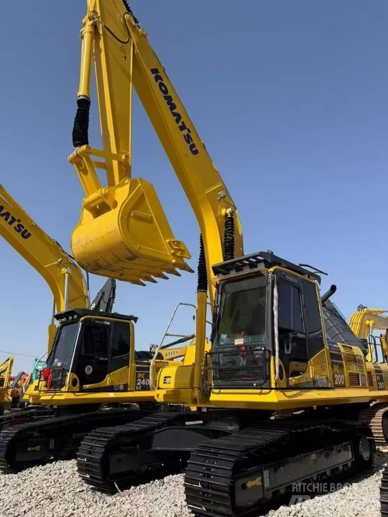 Komatsu 200-8 대형 굴삭기 29톤 이상