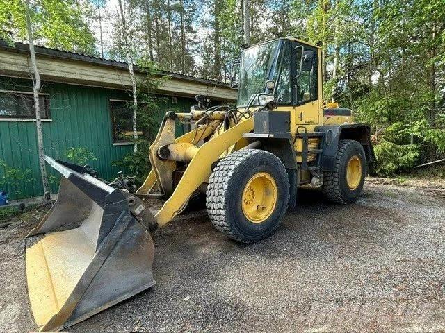 Komatsu WA 180-3  휠로우더