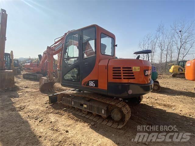 Doosan DX80 소형 굴삭기 7톤 미만