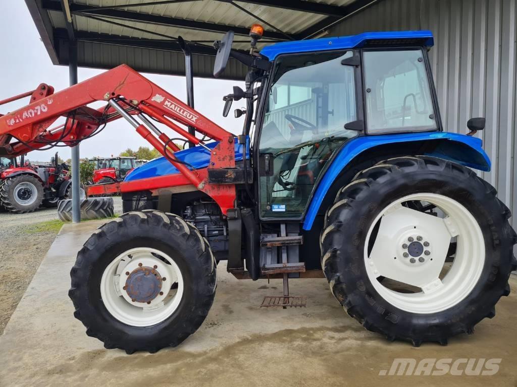New Holland TS 90 트랙터