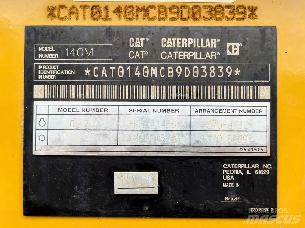 CAT 140M 그레이더