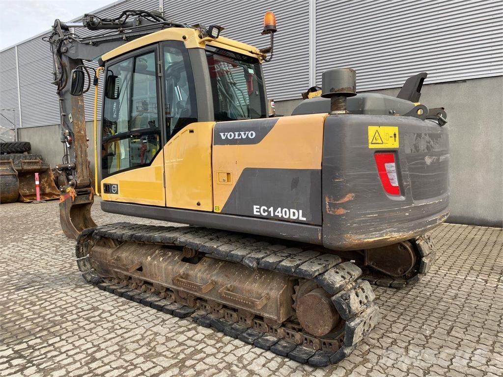 Volvo EC140 대형 굴삭기 29톤 이상