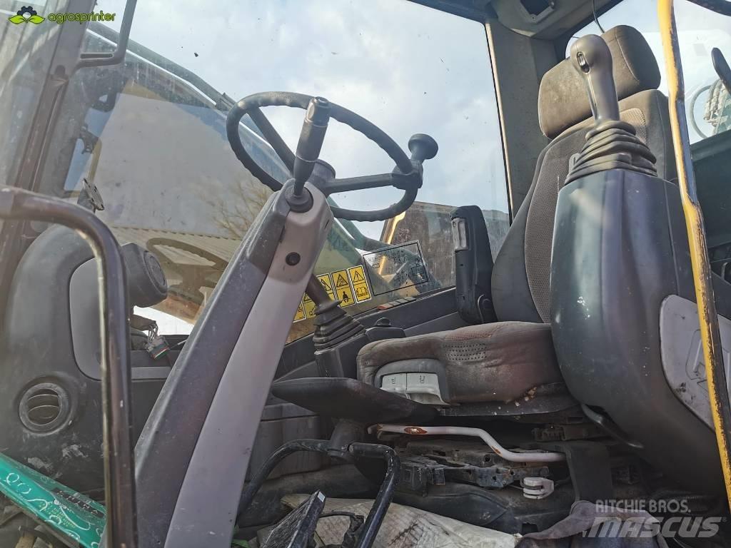 CAT M 318 D 폐기물/산업 처리기