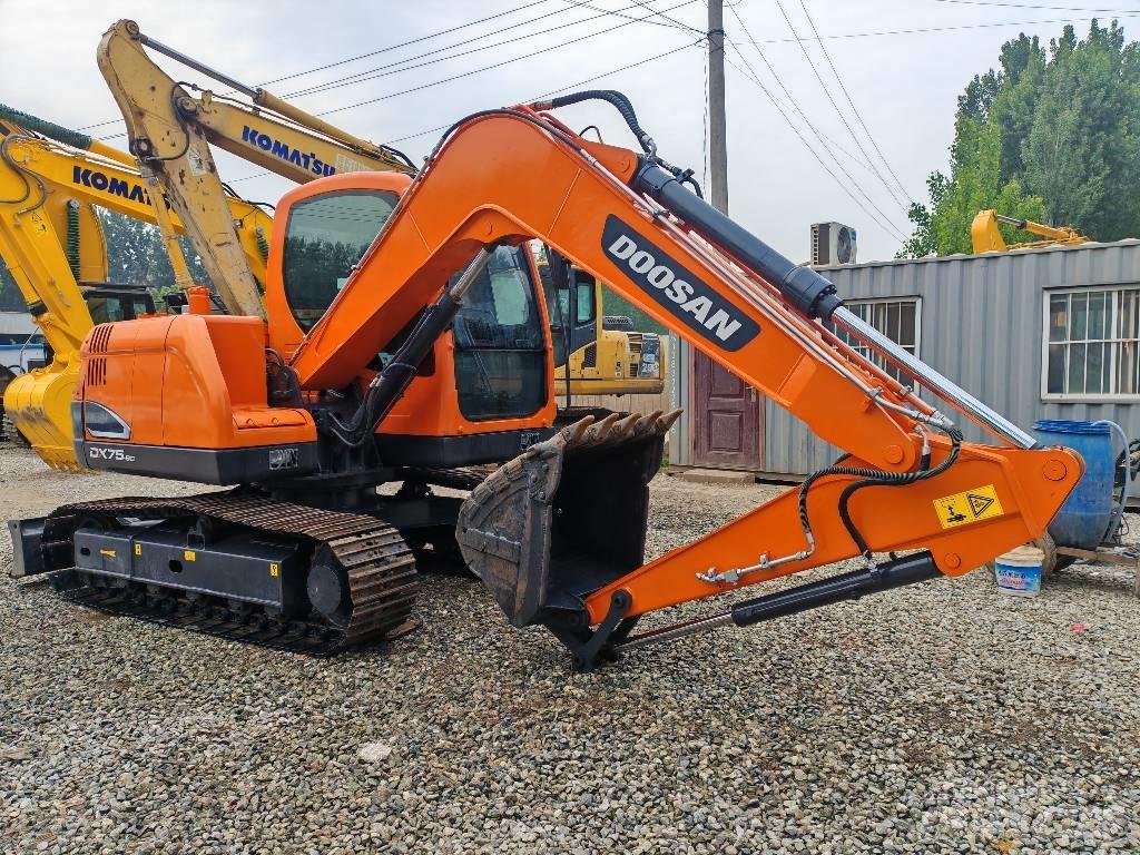 Doosan DX 75-9 C 소형 굴삭기 7톤 미만