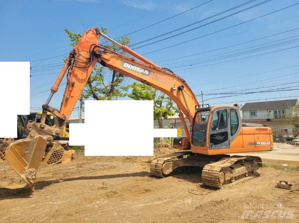 Doosan DX 220 LCA 대형 굴삭기 29톤 이상