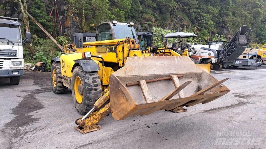 JCB 537-135 텔러 핸들러