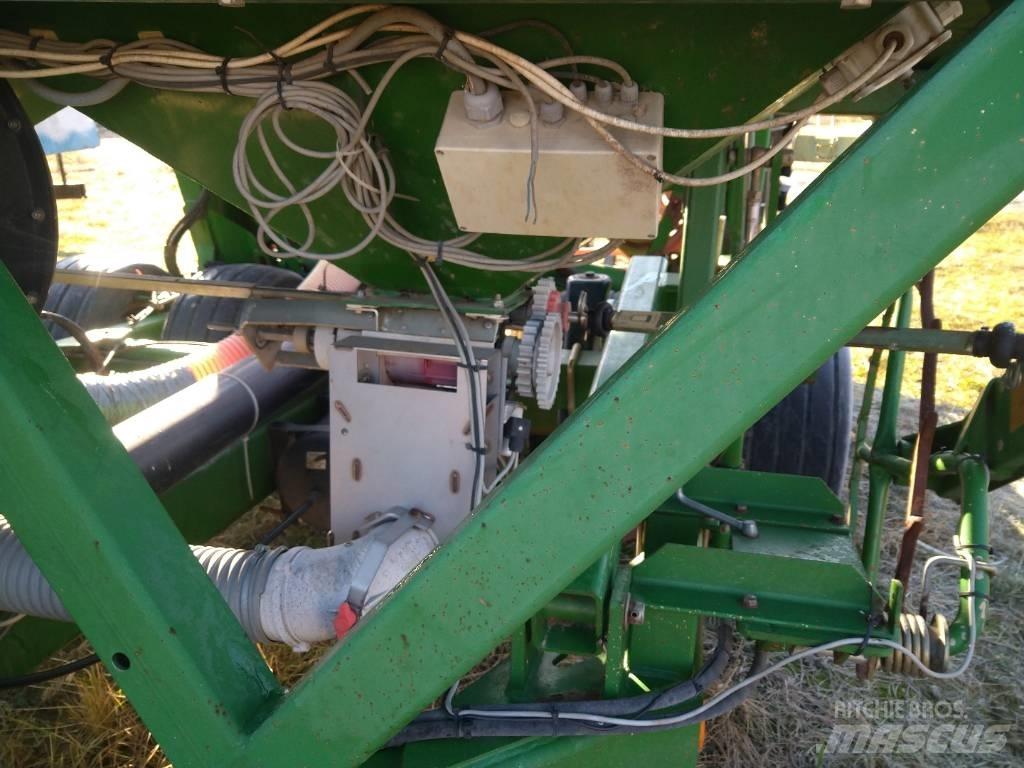 John Deere 740 A 9m 드릴