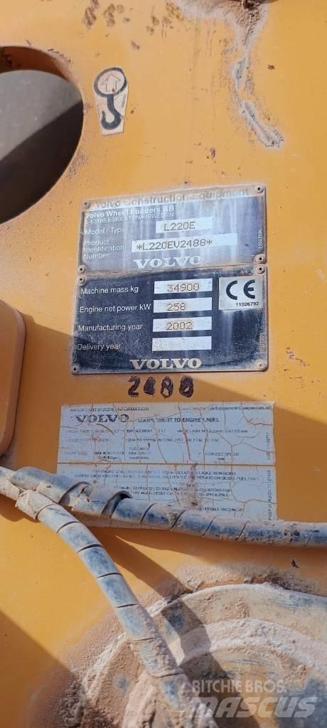 Volvo L 220 E  휠로우더