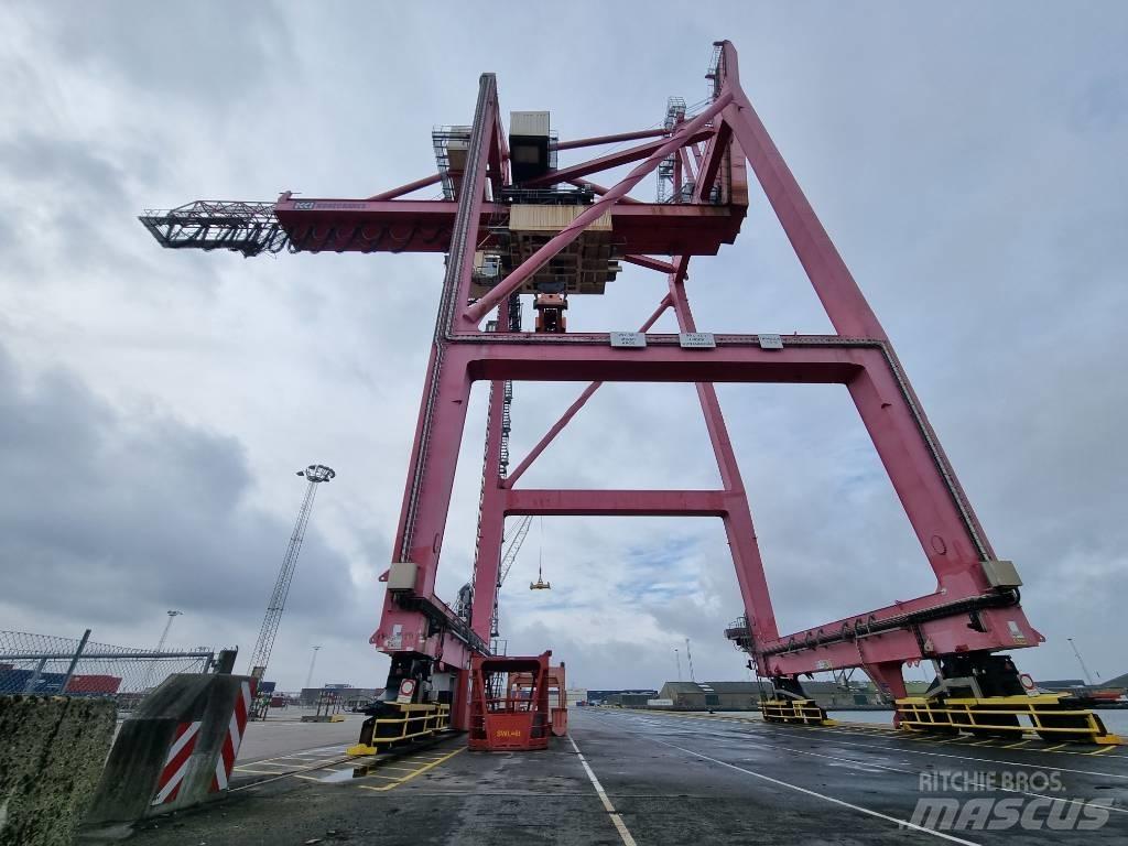 Konecranes STS 하버 크레인