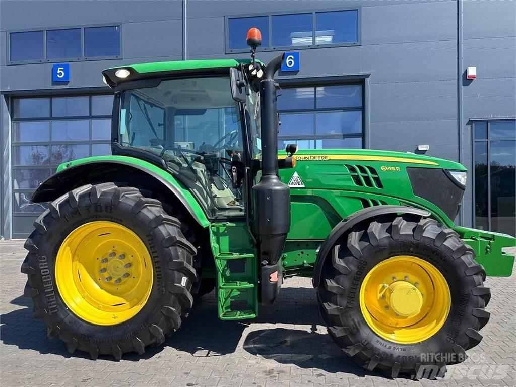 John Deere 6145R 트랙터