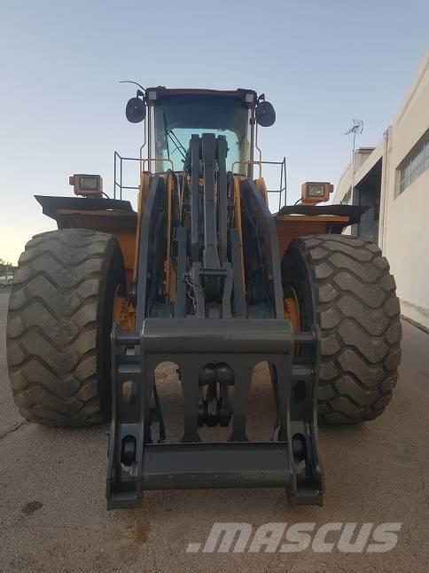 Volvo L220E  휠로우더