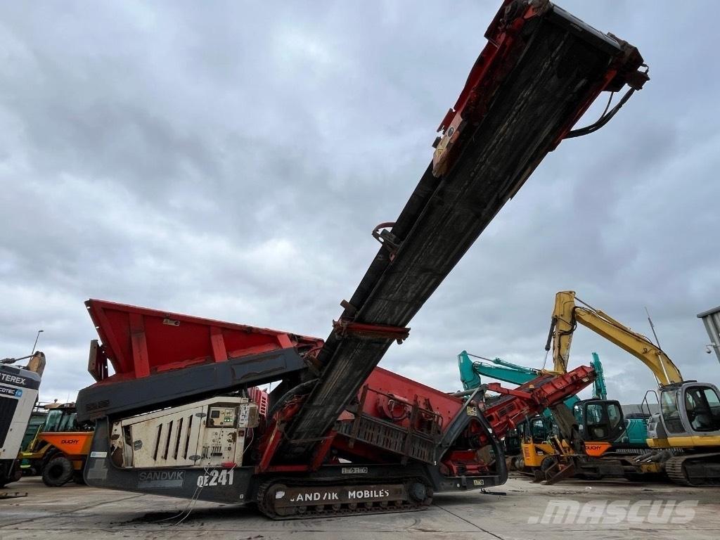 Sandvik QE 241 스크리너