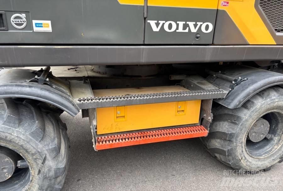 Volvo EW160E  휠 굴삭기