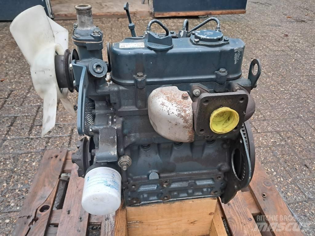 Kubota D722 엔진