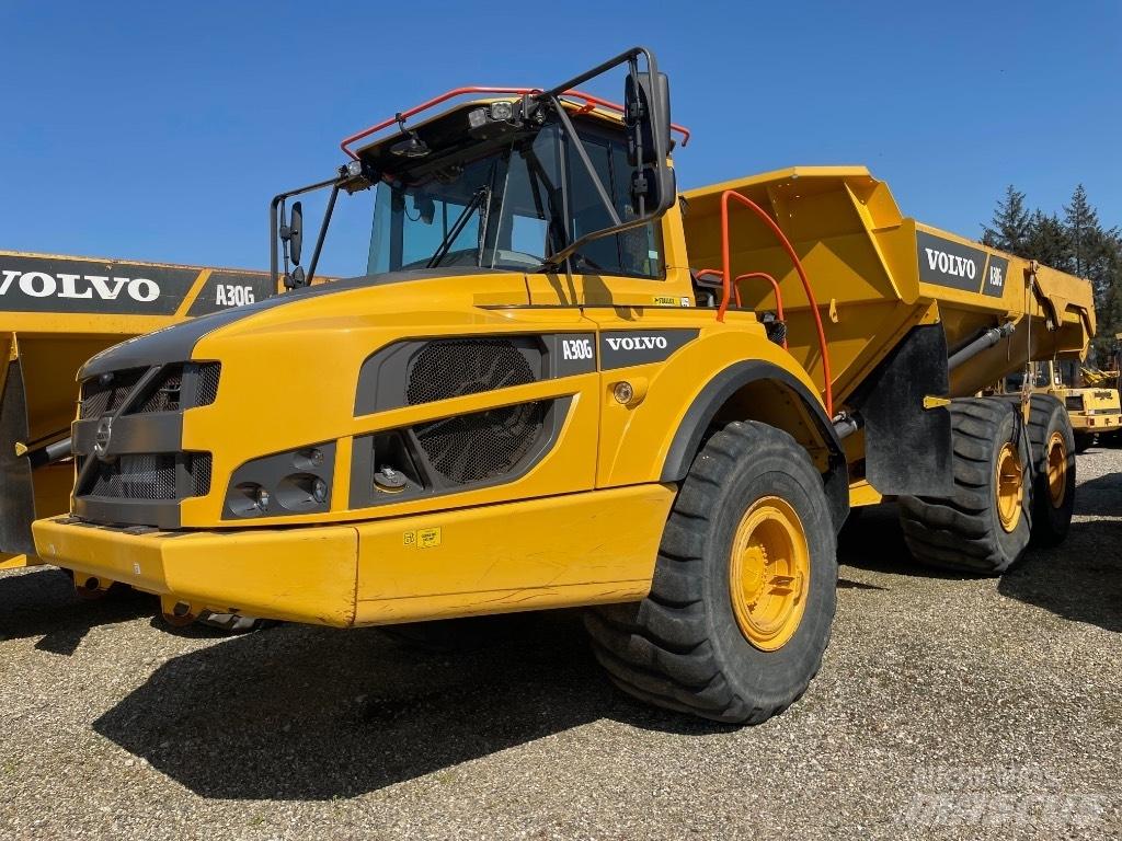 Volvo A30G 연결식 홀러