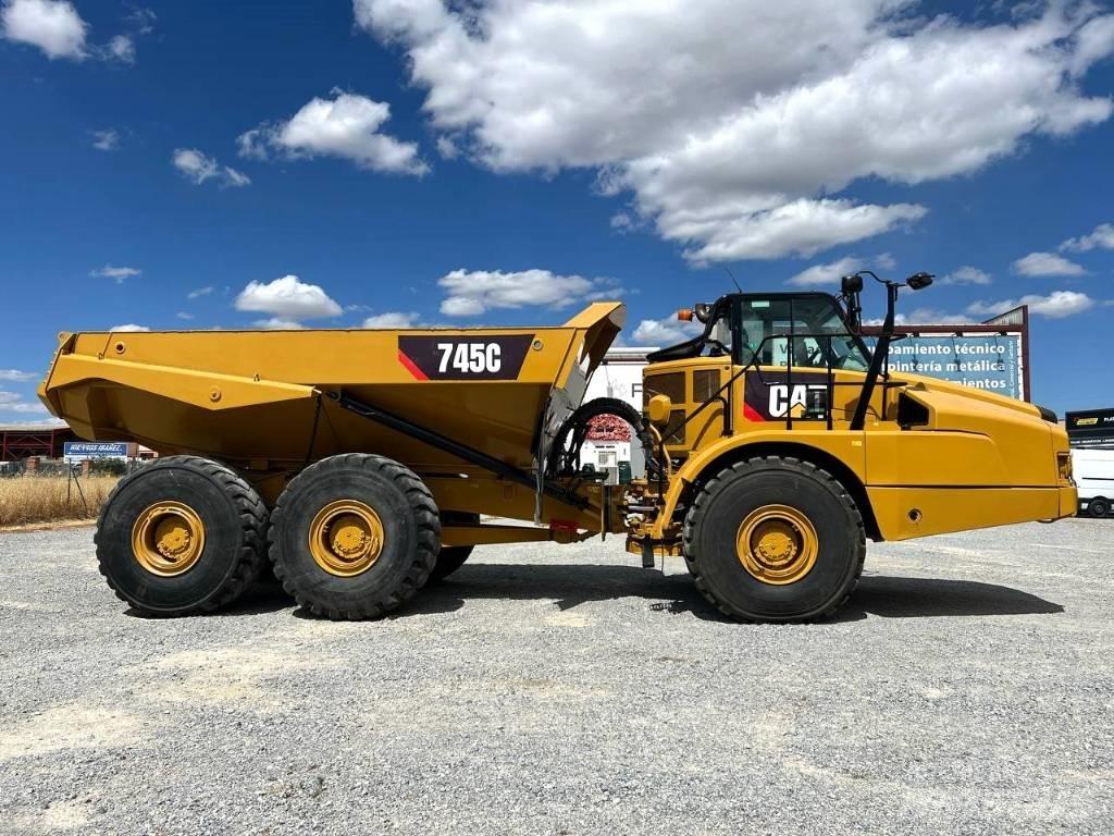 CAT 745 C 연결식 홀러