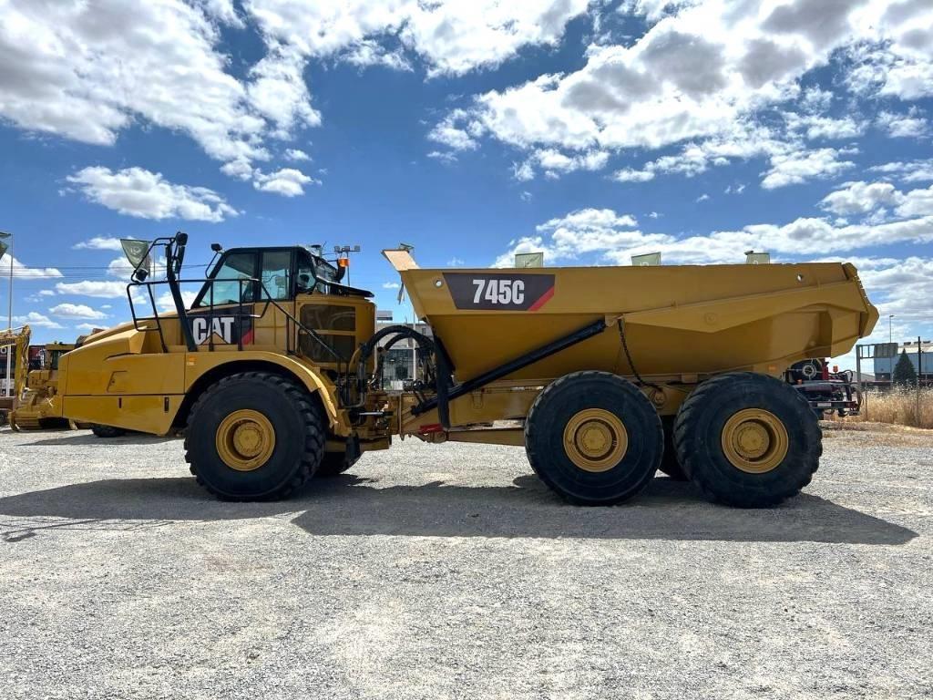 CAT 745 C 연결식 홀러